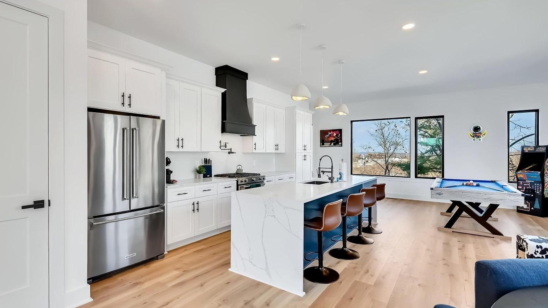 Twin Homes Rooftop Deck Hot Tub Outdoor Kitchen