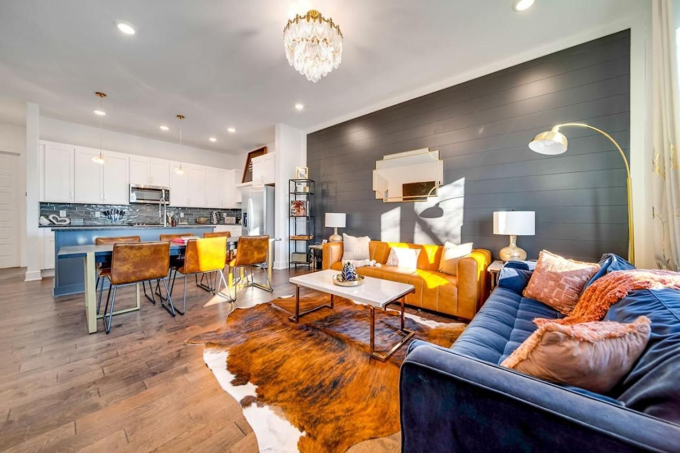 615 Vibe East Getaway 3 Miles To Downtown Holiday home *