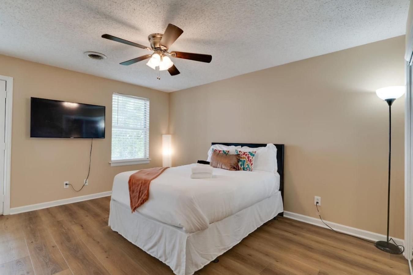 Prime Location With Balcony Near Broadway And Golf * Nashville