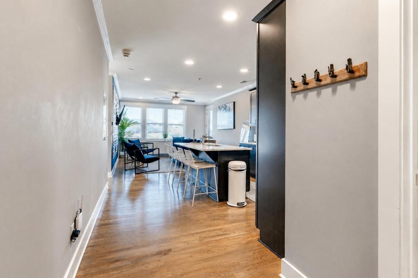 Apartment Nations Sky Retreat 2br Private Rooftop Views