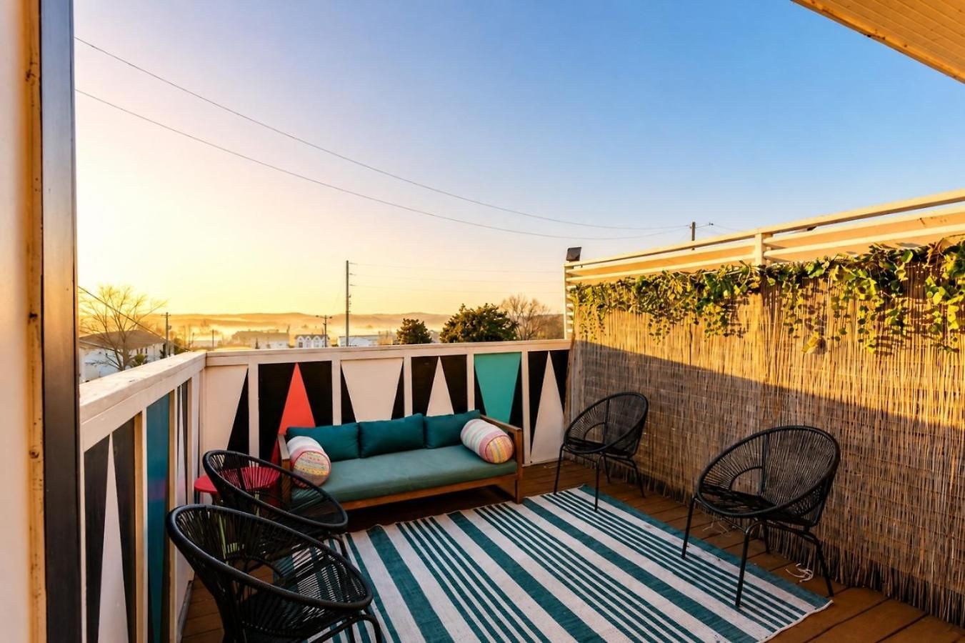 Nations Sky Retreat 2br Private Rooftop Views Apartment