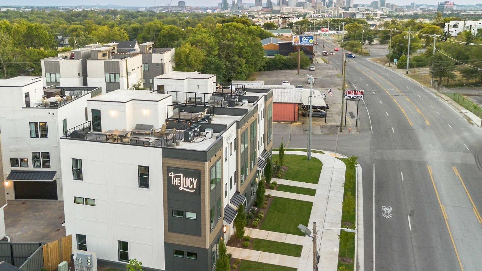 Holiday home Escape With Skyline Deck And Hot Tub Nashville
