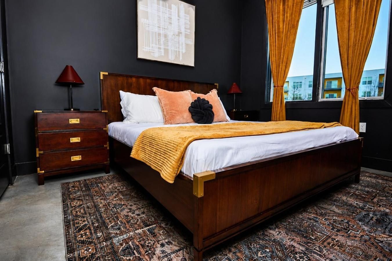 Nashvilles Wildwest Getaway Apartment
