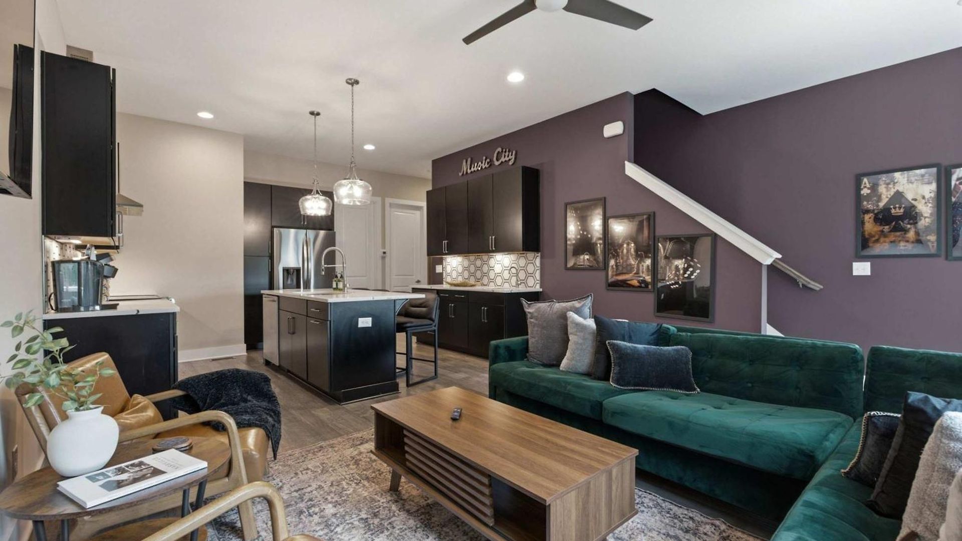 Rooftop Views 4br 4ba 7 Beds Near Broadway Nashville
