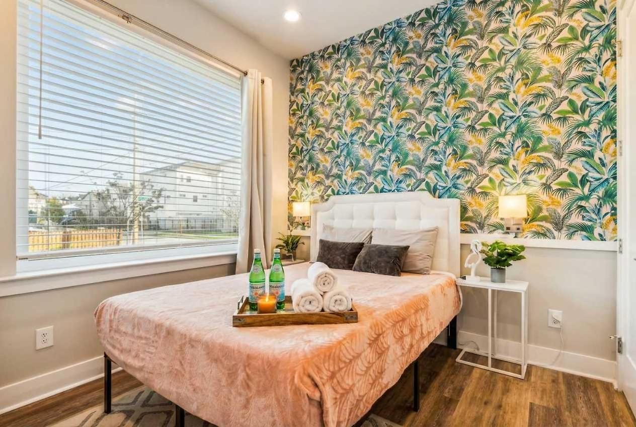 Holiday home Private With Rooftop Game Near Downtown