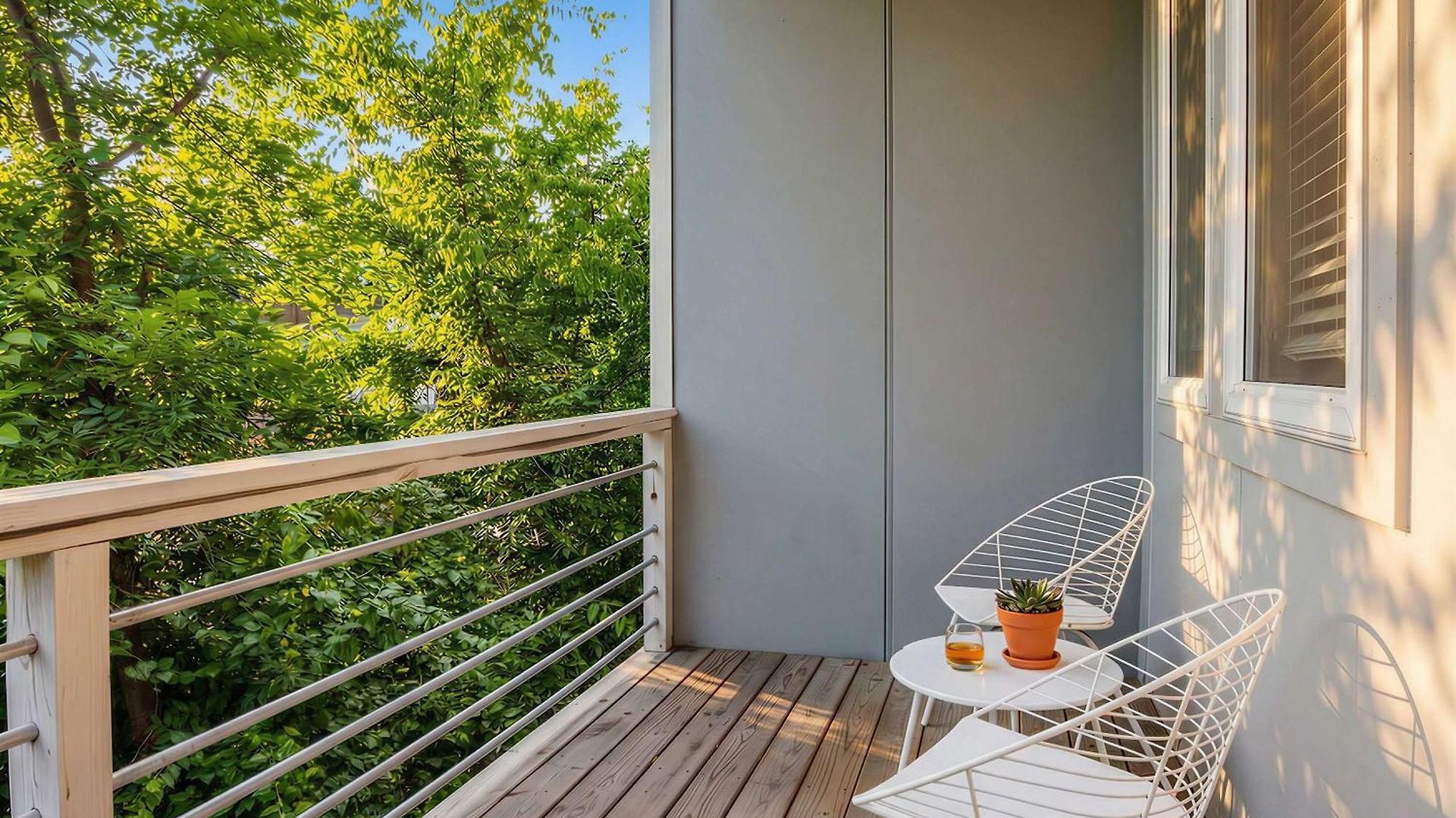 Rooftop Views & Patio Lounge Near Downtown