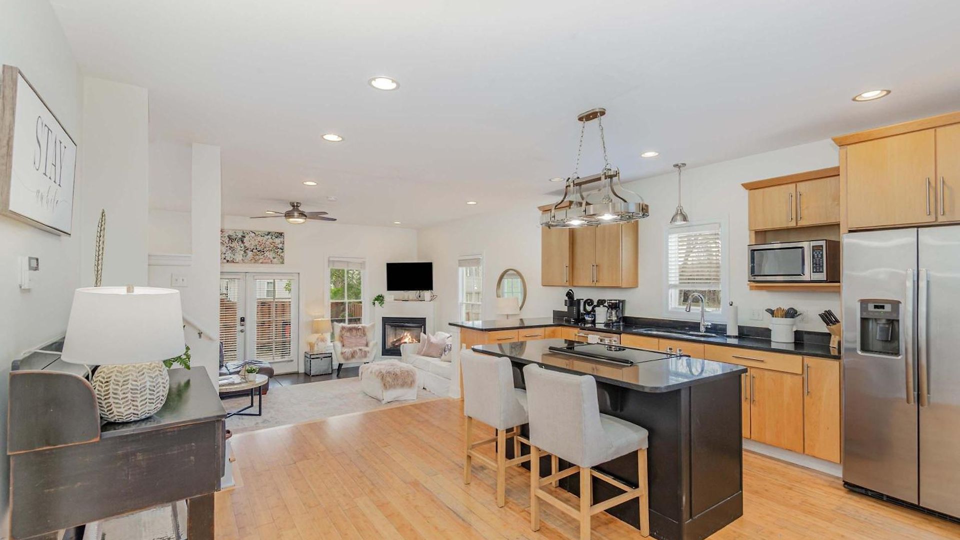 Rhythm & Rest Group With Grill & Cozy Fireplace Holiday home *