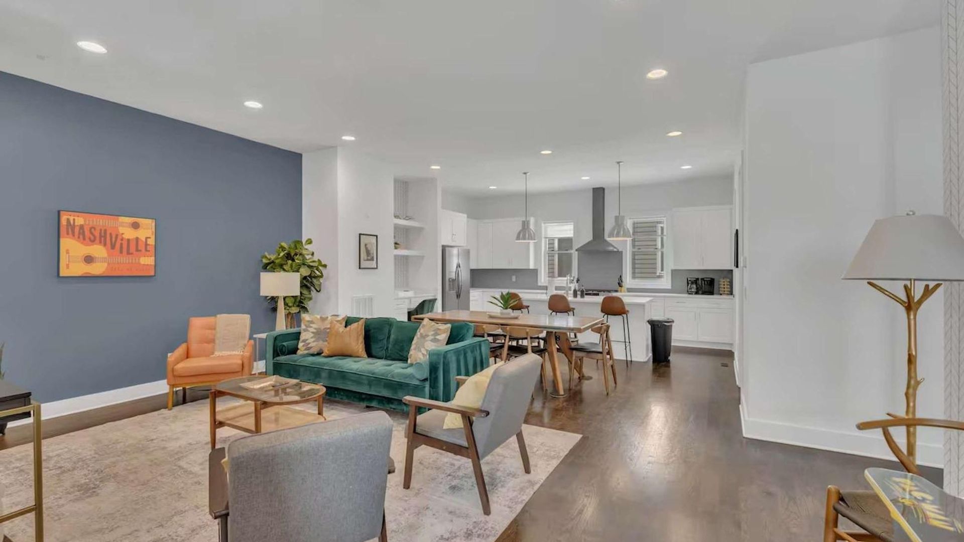 Modern Townhome W Rooftop Views Near Broadway Holiday home *