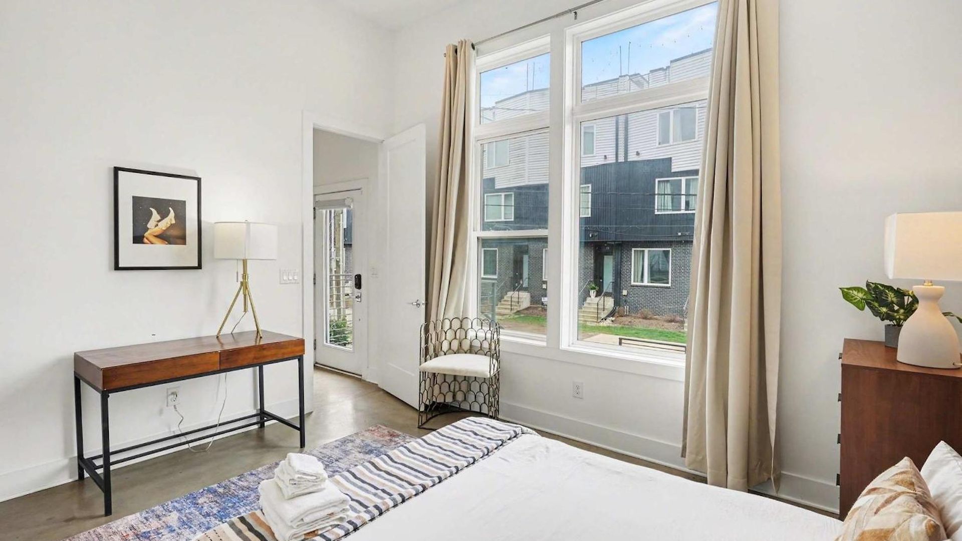 Holiday home Modern Townhome W Rooftop Views Near Broadway Nashville
