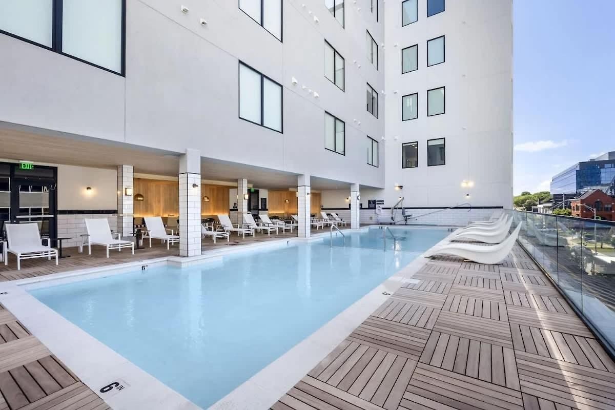 Tempo - Rooftop Pool - Gym - On Music Row Nashville
