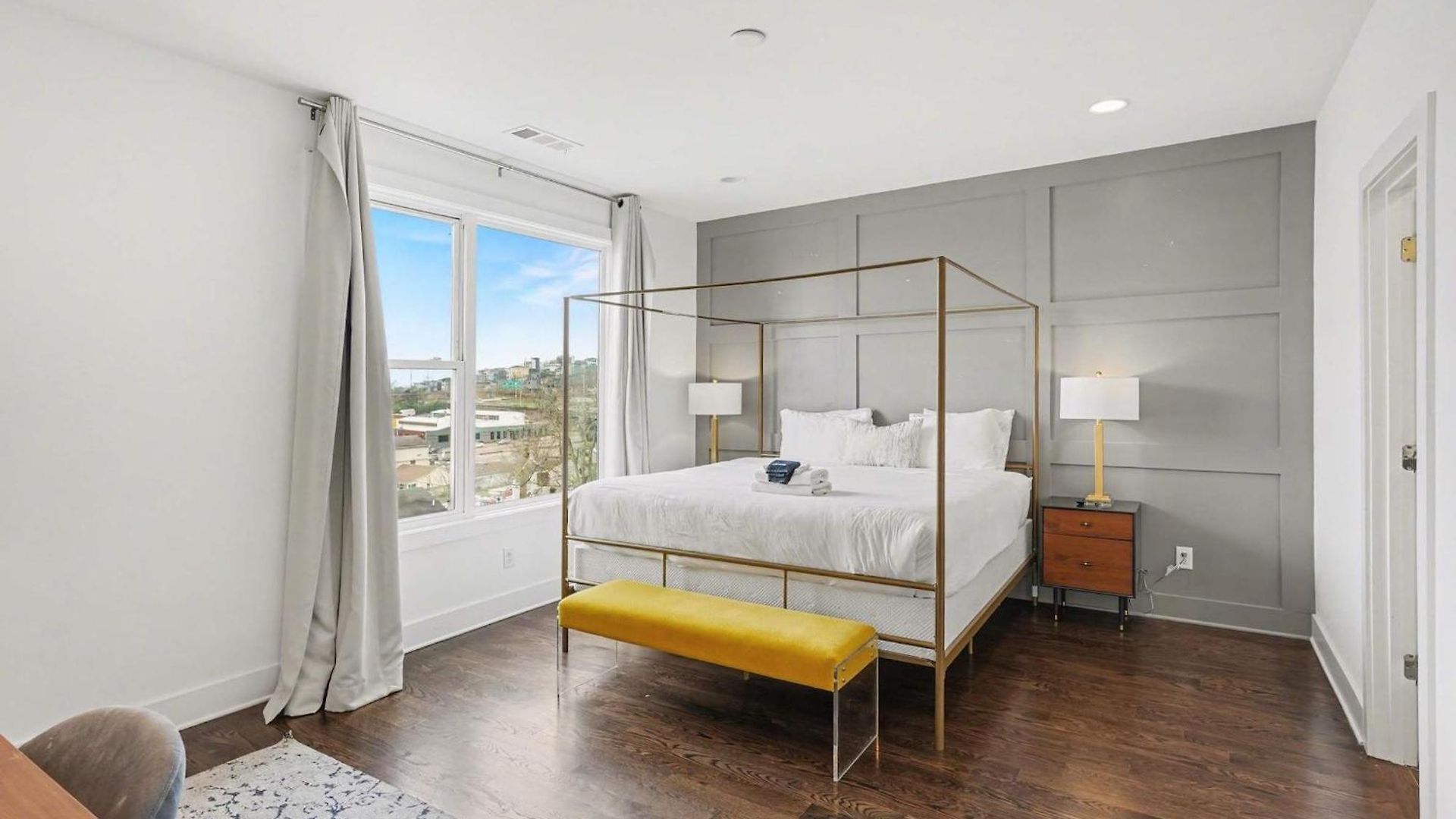 Holiday home Modern Townhome W Rooftop Views Near Broadway Nashville