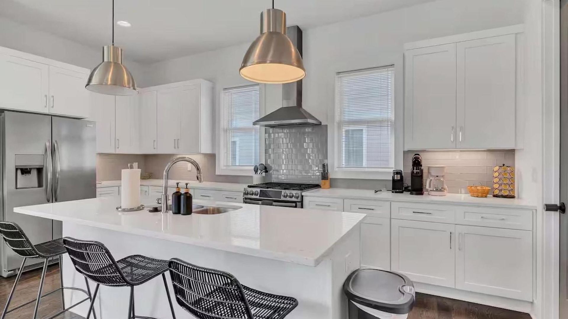 Trendy Townhome W Rooftop Views Near Broadway * Nashville