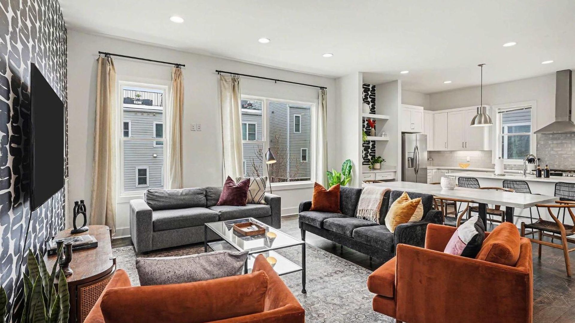 Holiday home Chic Townhome X3 W Rooftop Views Near Broadway *