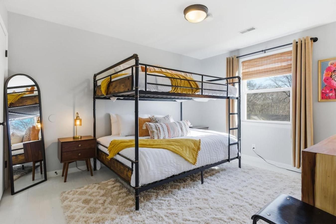 Amazing Backyard Only 2 Miles To Downtown With Sauna And Firepit * Nashville