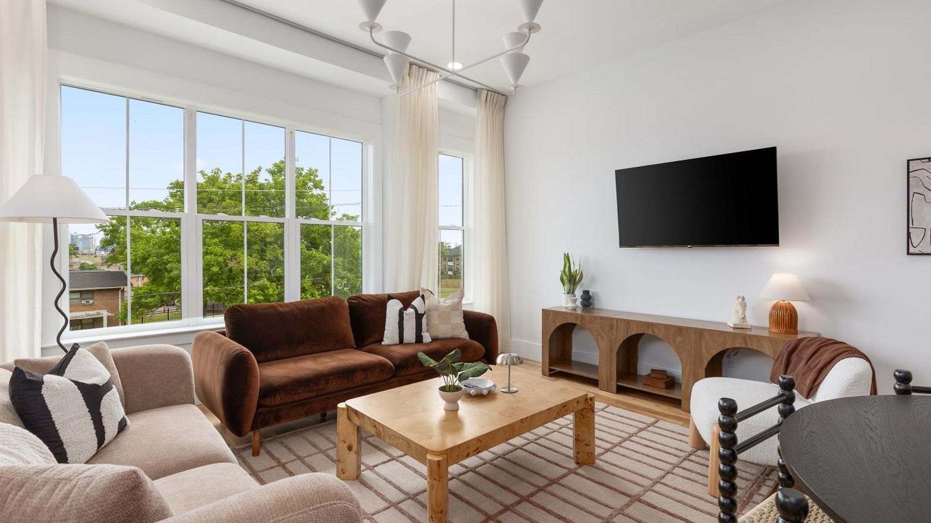12 South With Rooftop Sauna And Wet Bar With 2 Car Garage Holiday home