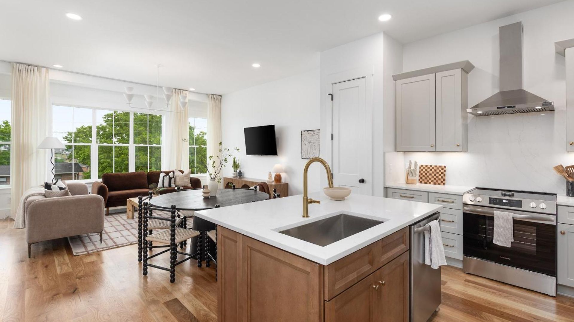 Holiday home 12 South With Rooftop Sauna And Wet Bar With 2 Car Garage *