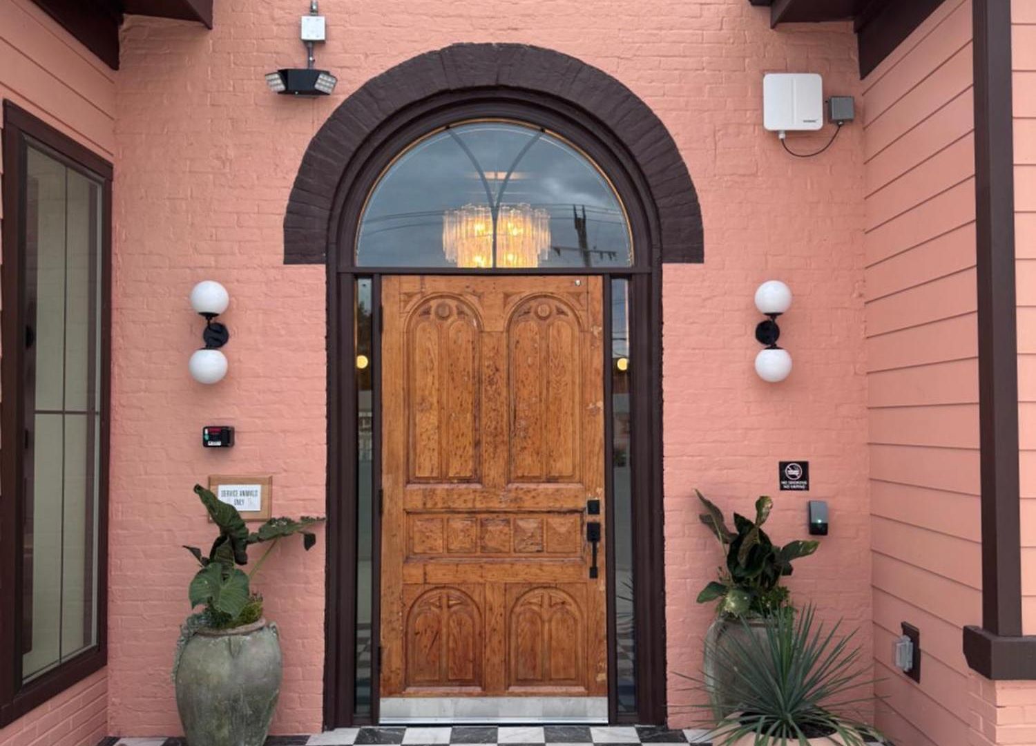Salt Ranch 3*