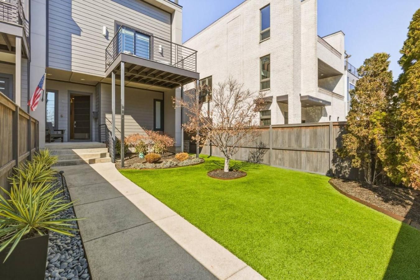 Germantown Stunner With A Skyline View Rooftop And Private Garage Holiday home *