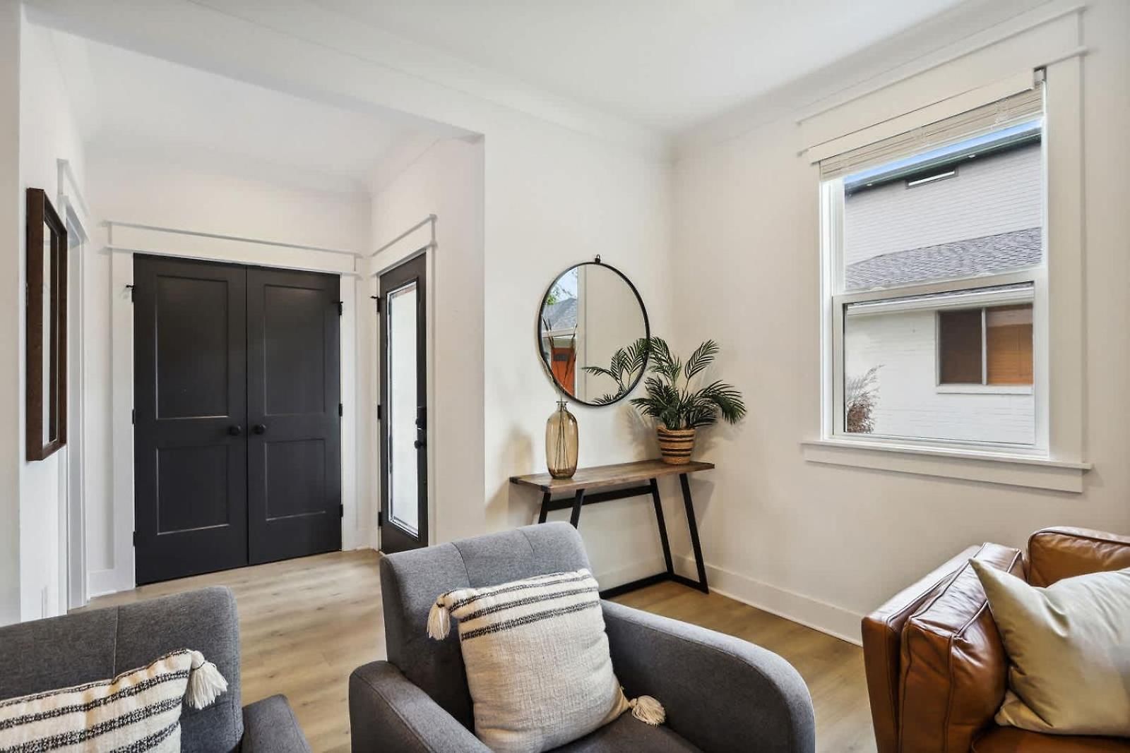 Modern Two Townhomes Close To Downtown * Nashville
