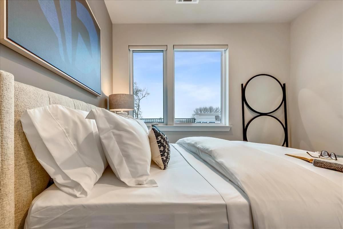 Niche Getaway Balcony Holiday home