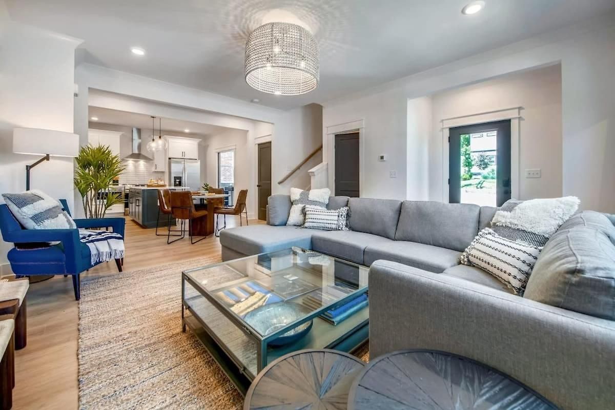 Holiday home Two Luxury Townhomes Near Five Points Nashville