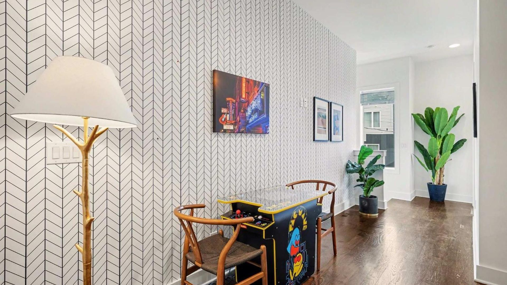 2 Modern Townhomes W Rooftop Views Near Broadway