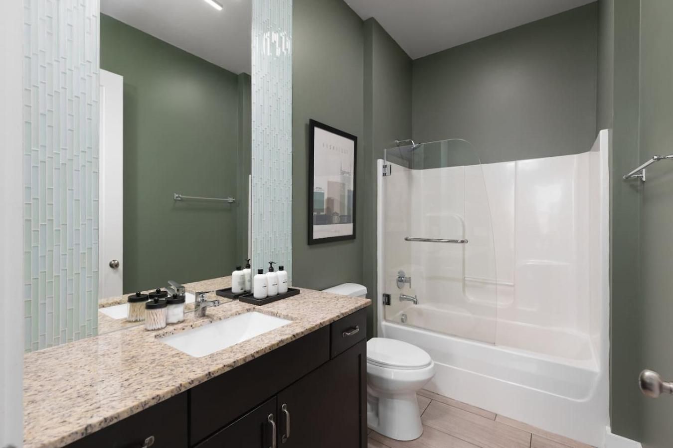 With Garage Parking - By Vanderbilt And Only 2 Miles To Downtown Nashville