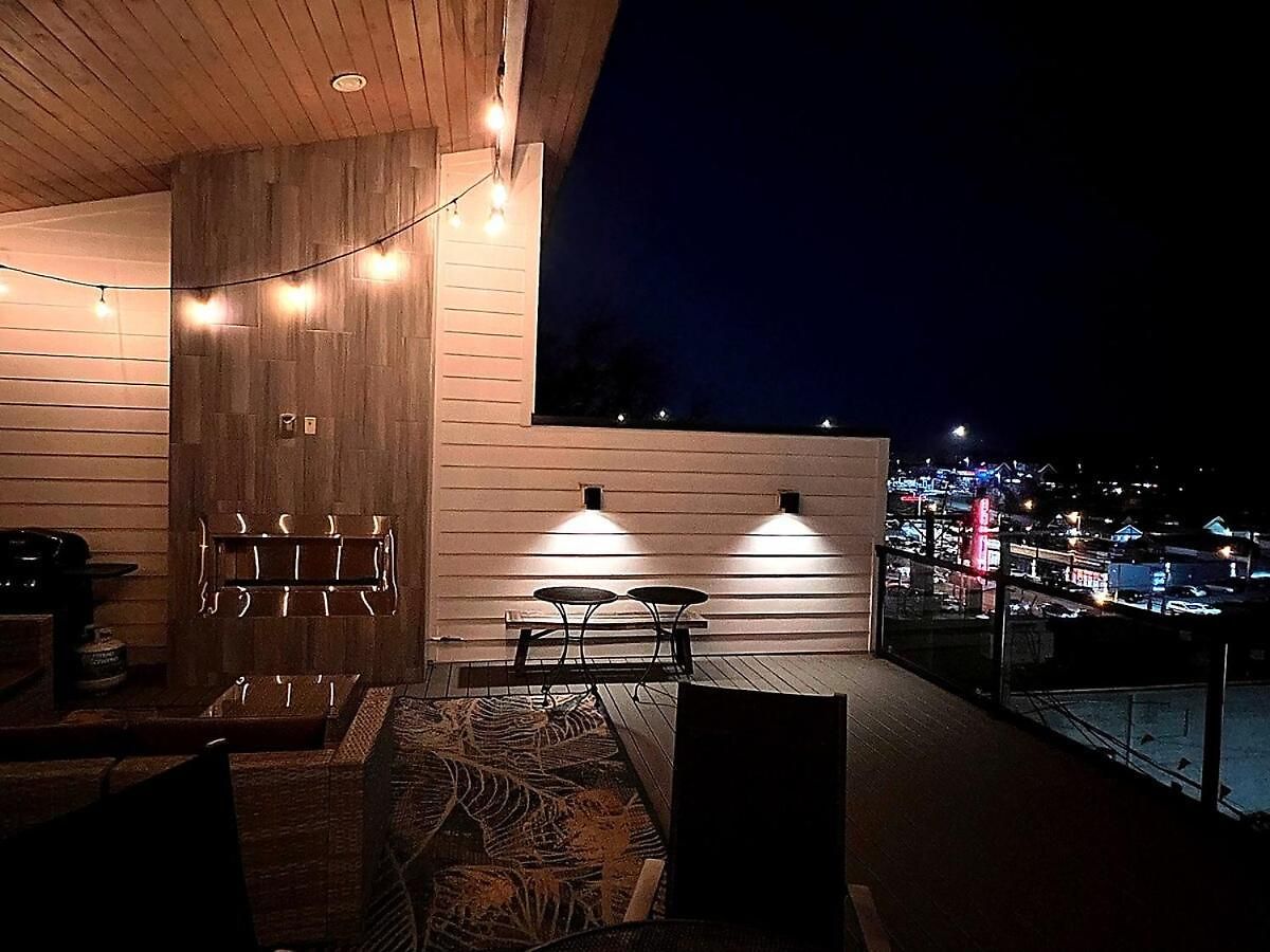 Holiday home Fox N Fern - Rooftop Oasis With Fireplace - 4br - Berry Hill, 12 South, The Gulch, Belmont *