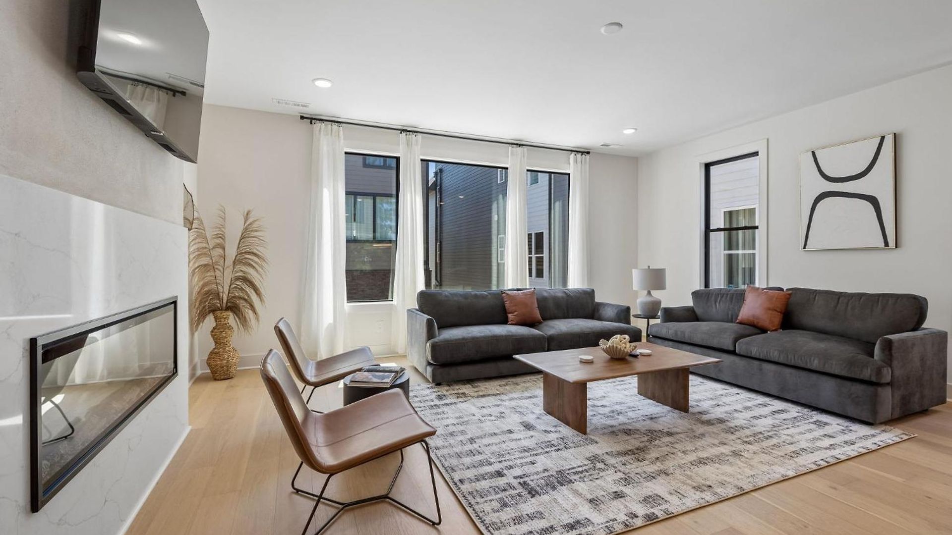 Luxury Townhouse With Exclusive Rooftop Hot Tub Holiday home Nashville