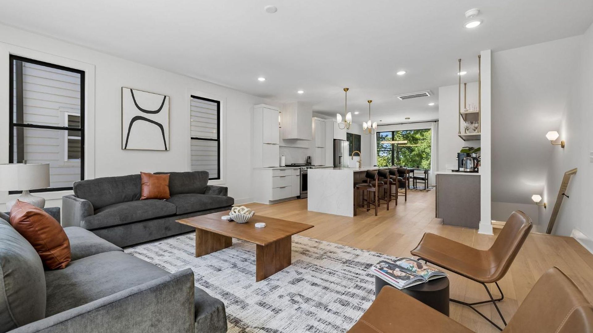 Holiday home Luxury Townhouse With Exclusive Rooftop Hot Tub *