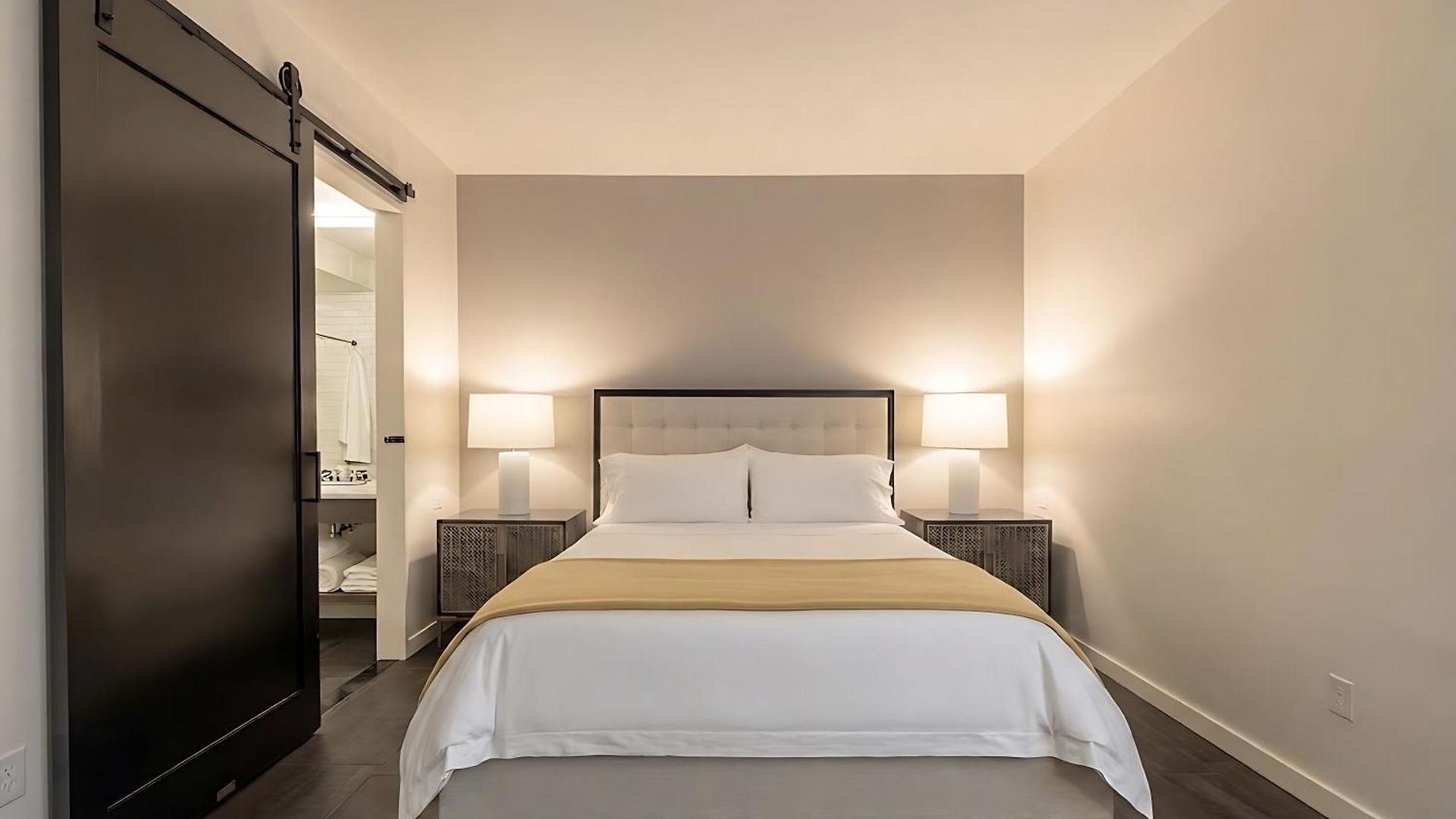 The 121 Nashville