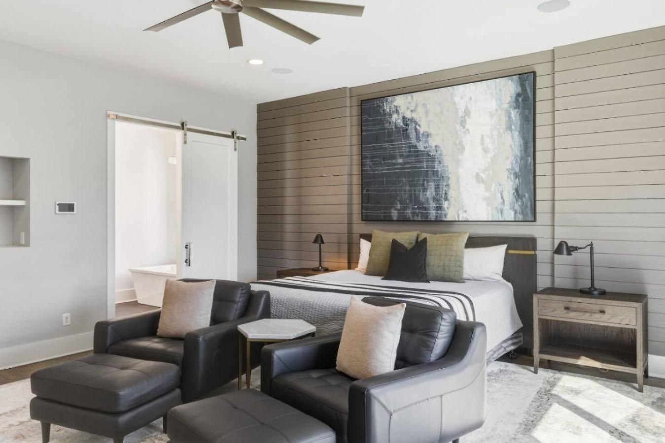 Germantown Stunner With A Skyline View Rooftop And Private Garage Holiday home