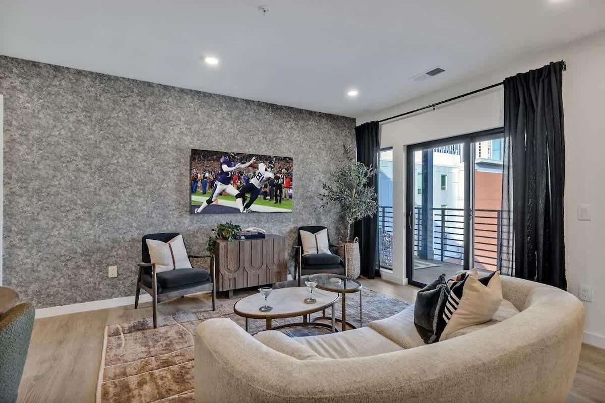 Hyve-anthem-private Balconies-walk To Broadway Holiday home *
