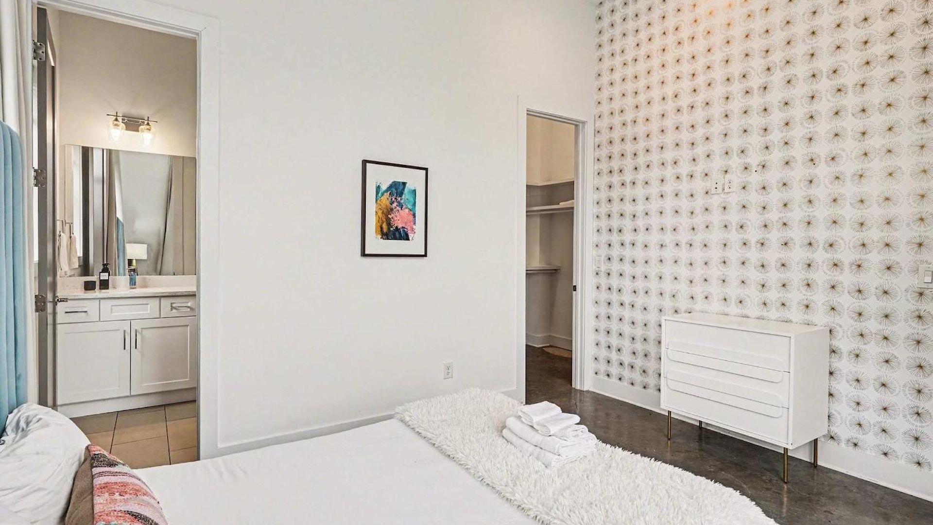 Holiday home 2 Trendy Townhomes W Rooftop Views Near Broadway Nashville