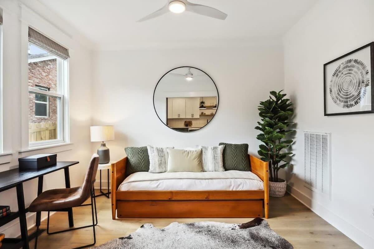 Holiday home Beautiful Luxury Renovation Near Downtown