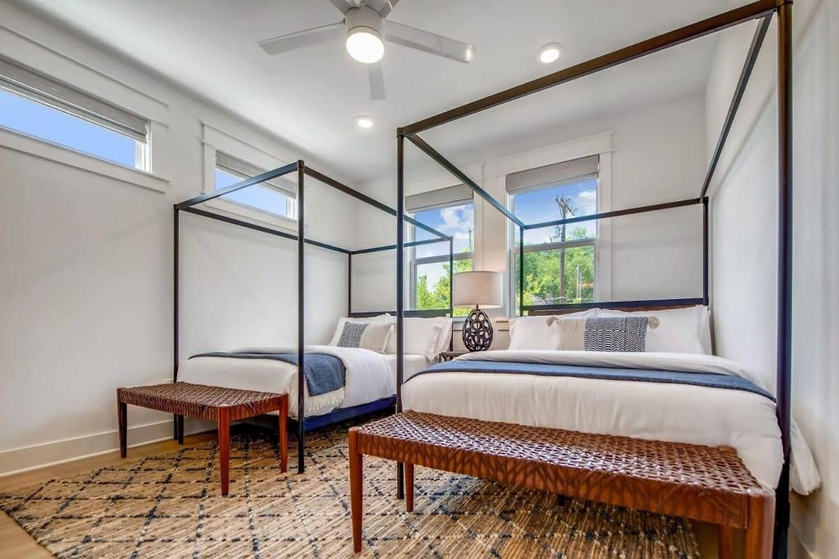 Holiday home Two Luxury Townhomes Near Five Points *