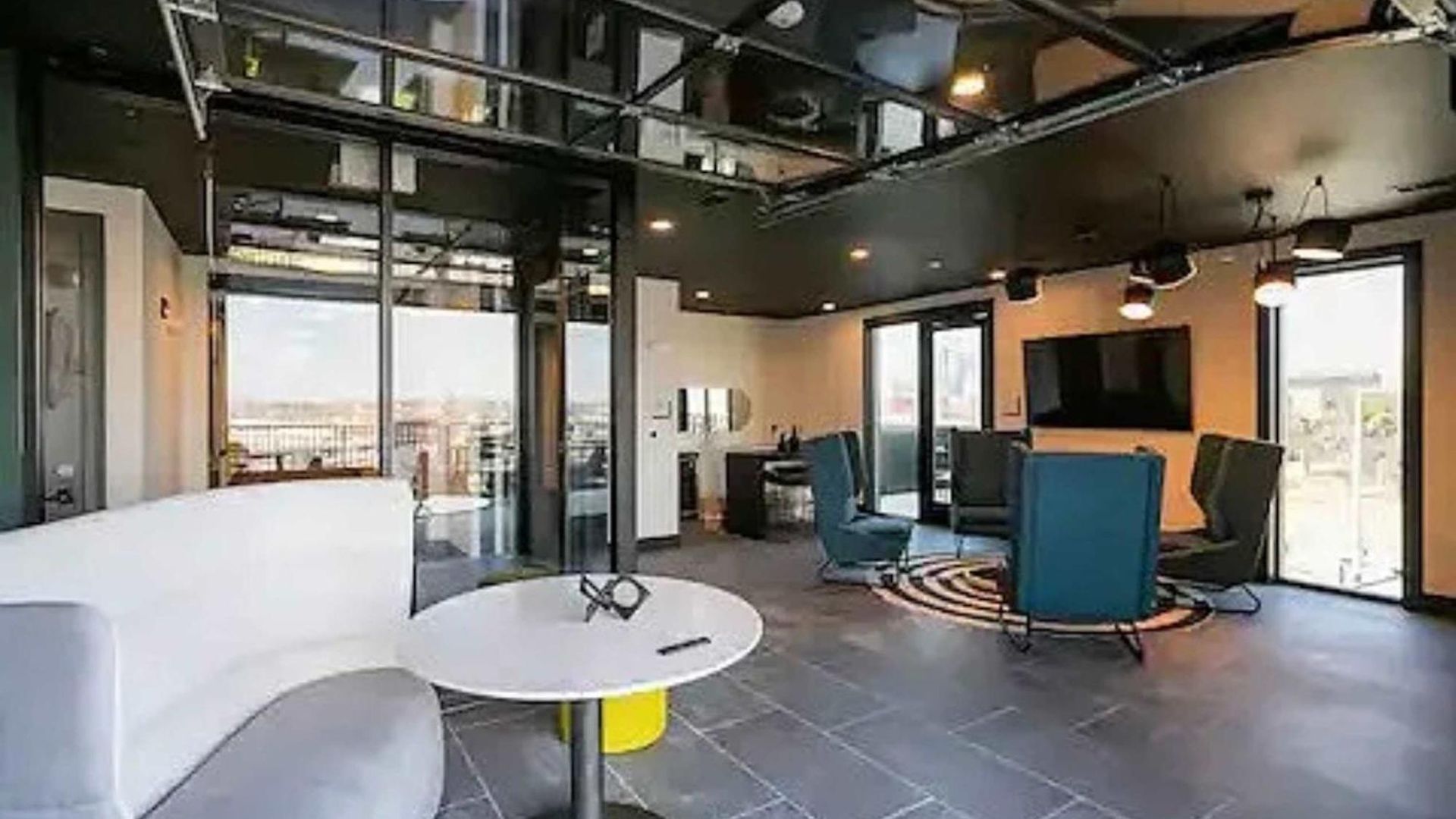 Modern For 6 With Rooftop & Gym Near Dt *