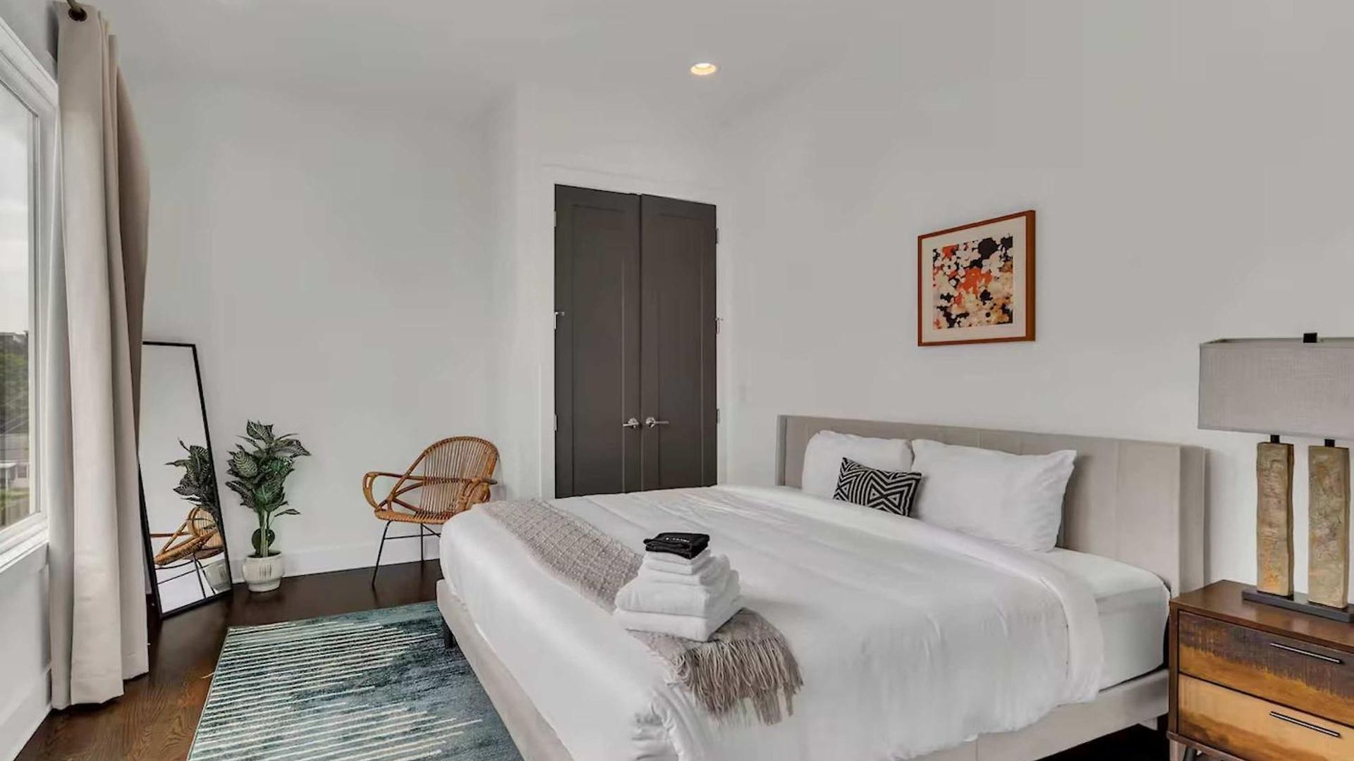 Stylish Townhome W Rooftop Views Near Broadway Holiday home Nashville