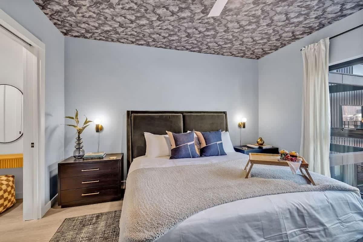 Hyve-anthem-private Balconies-walk To Broadway