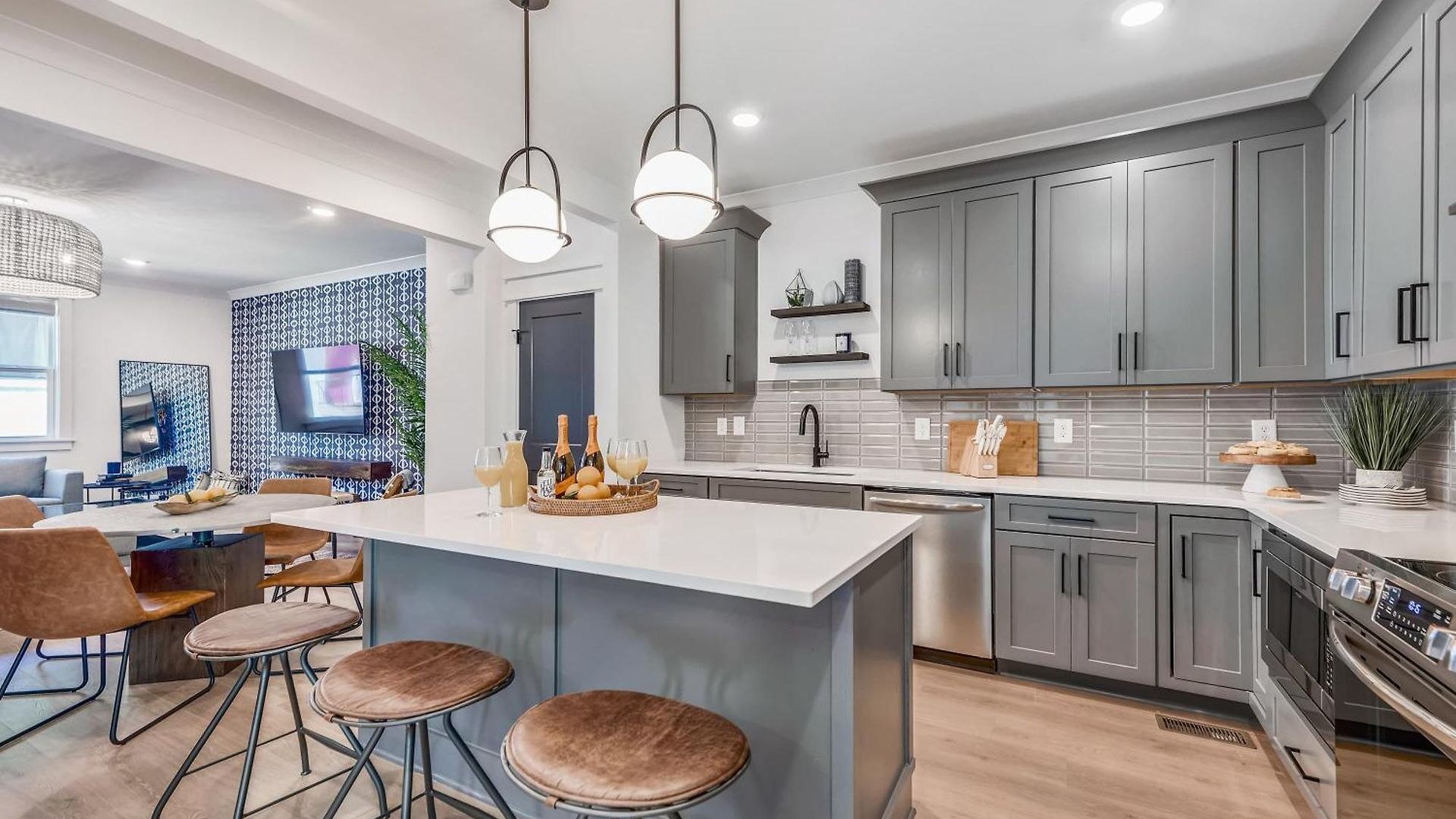 Modern Two Townhomes Close To Downtown Holiday home Nashville