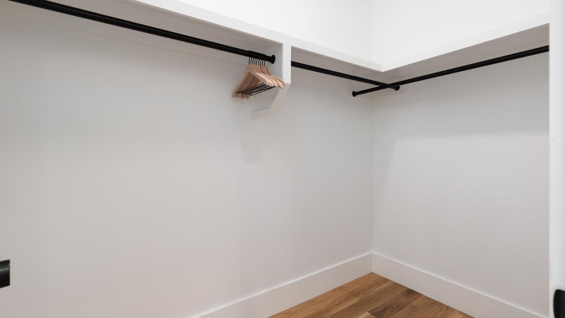 12 South With Rooftop Sauna And Wet Bar With 2 Car Garage