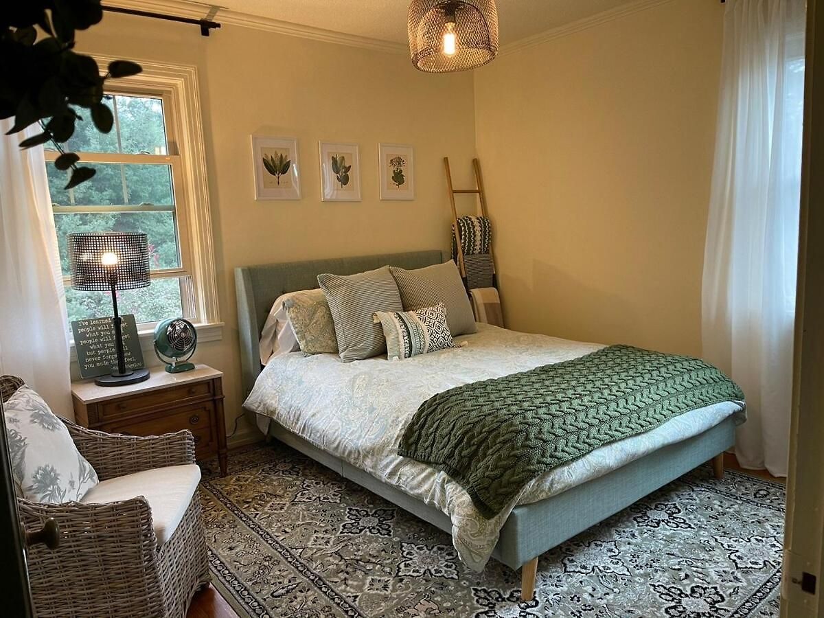 Charming In A Historic Quiet Haven Holiday home Nashville