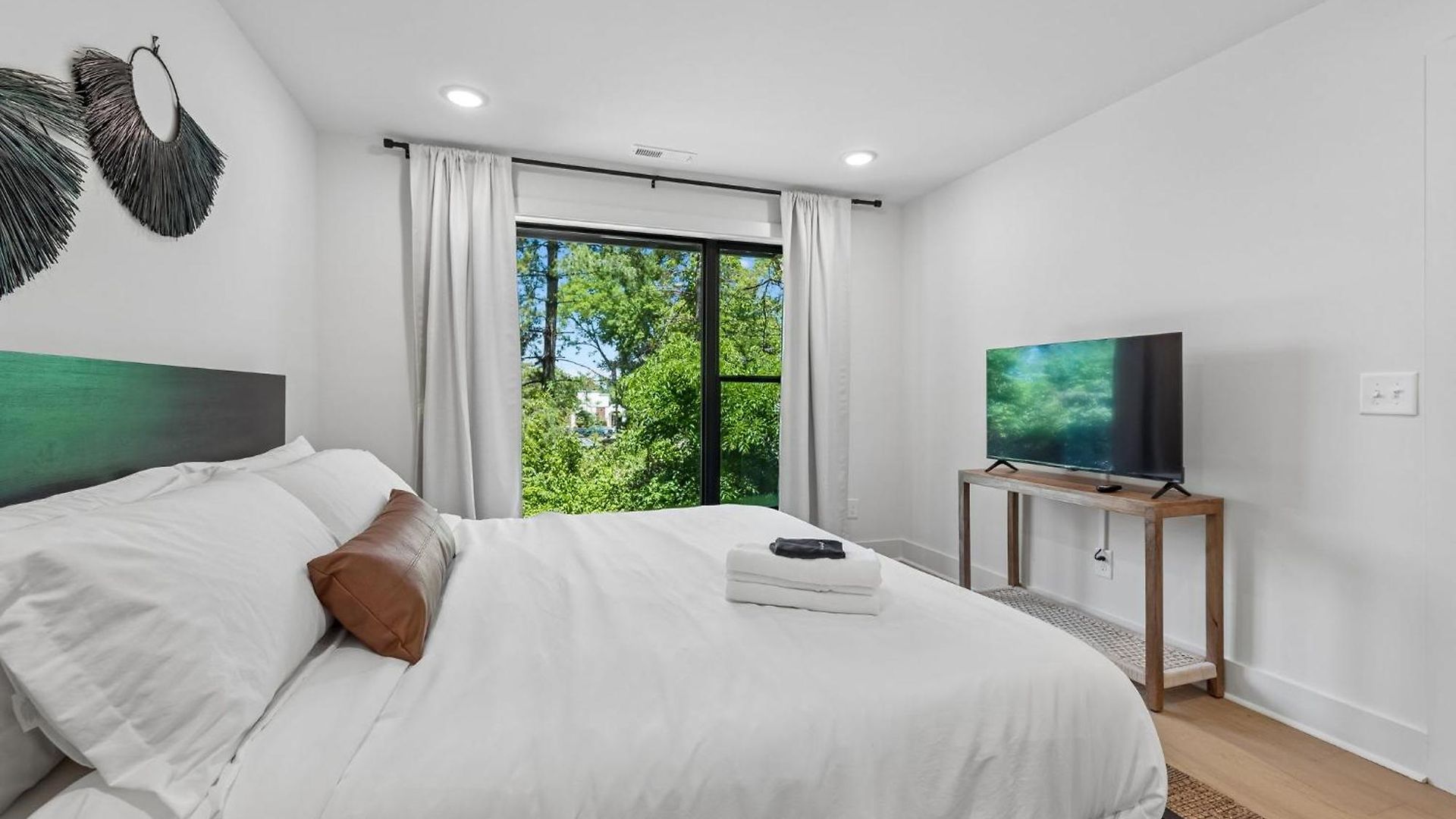 Luxury Townhouse With Exclusive Rooftop Hot Tub Holiday home Nashville