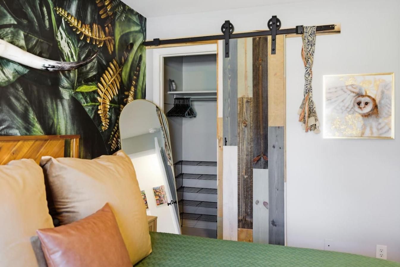 Amazing Backyard Only 2 Miles To Downtown With Sauna And Firepit Holiday home *