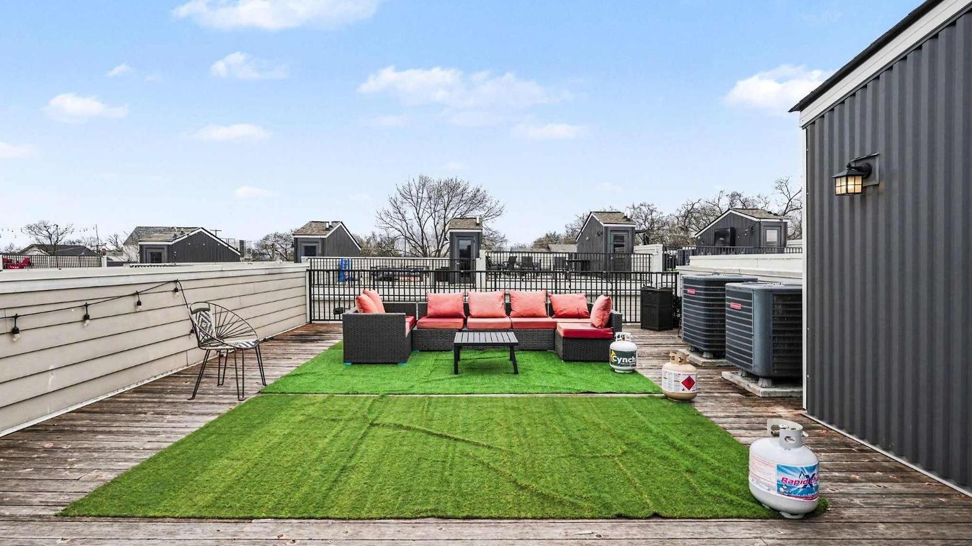 2 Stylish Townhomes W Rooftop Views Near Broadway Nashville