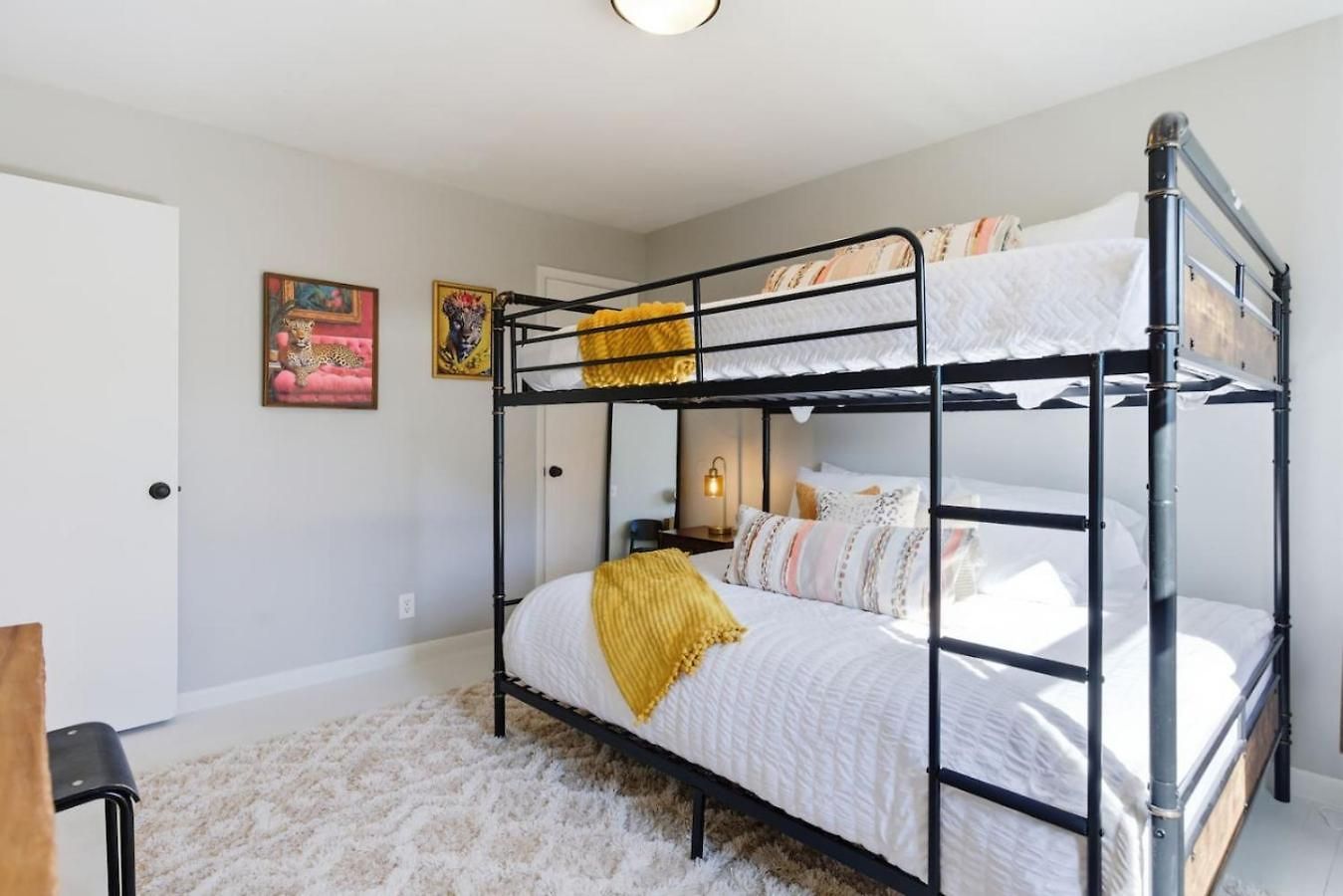 Amazing Backyard Only 2 Miles To Downtown With Sauna And Firepit * Nashville