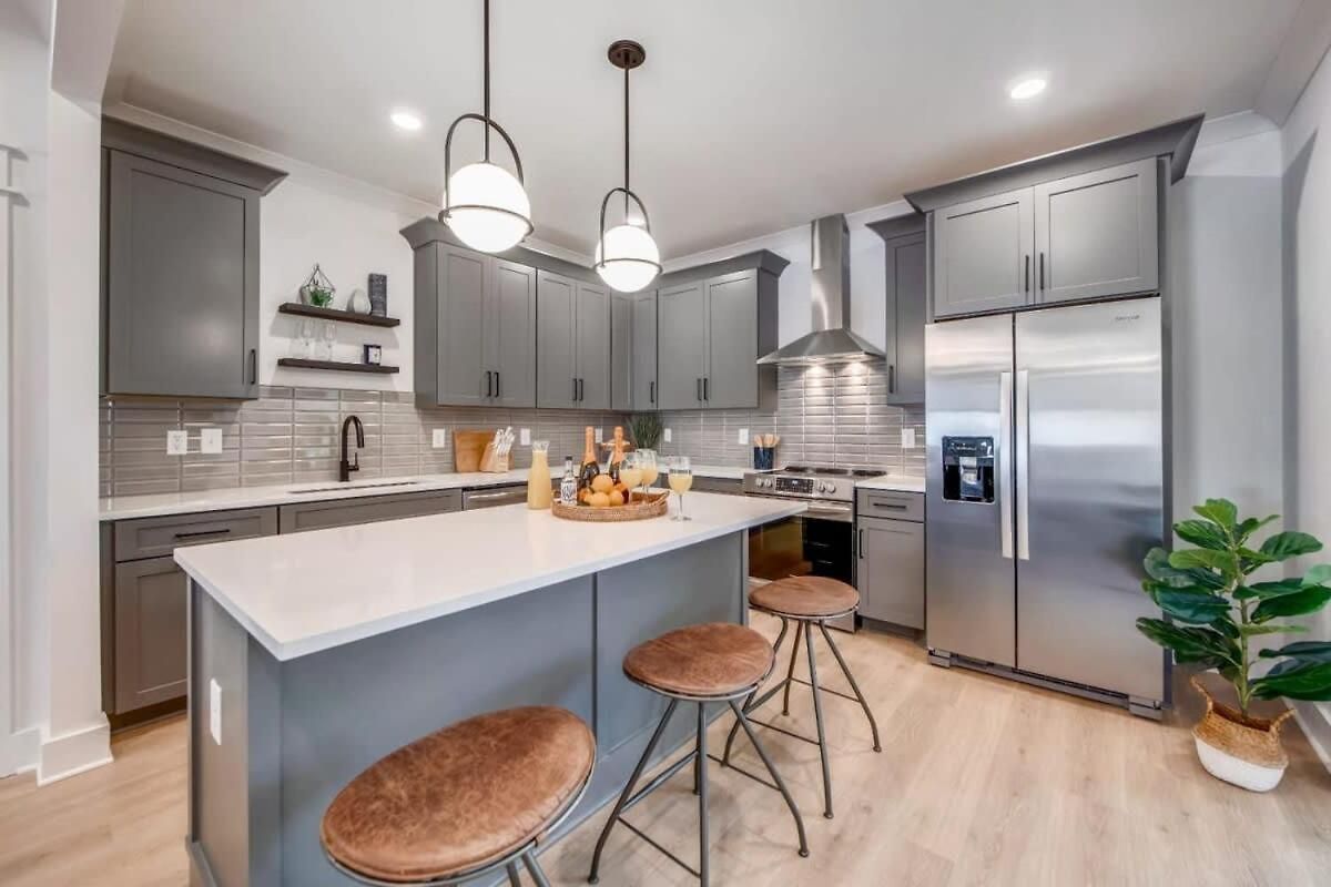 Holiday home Three Luxury Townhomes Near Five Points *