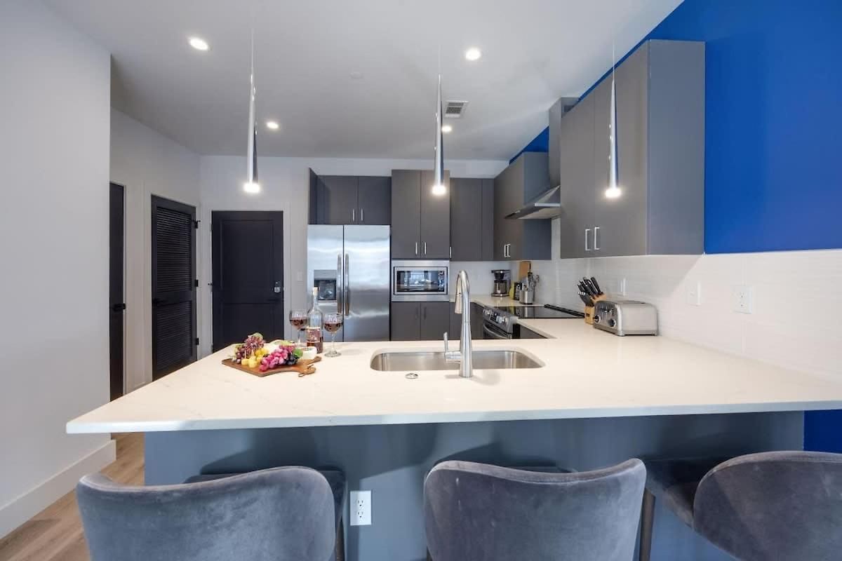 Holiday home Musica - 3 Units - Pool & Gym - Heart Of Midtown *