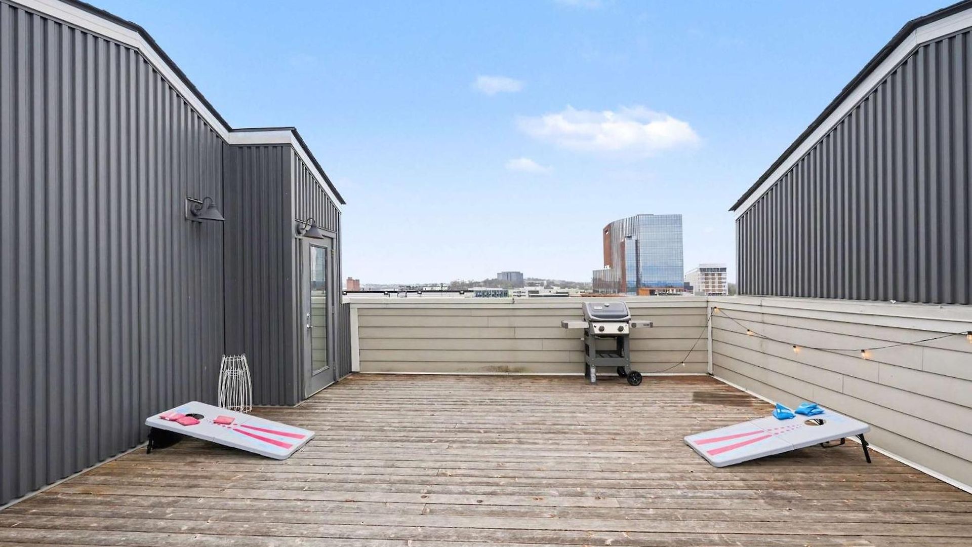 Modern Townhome W Rooftop Views Near Broadway Holiday home *