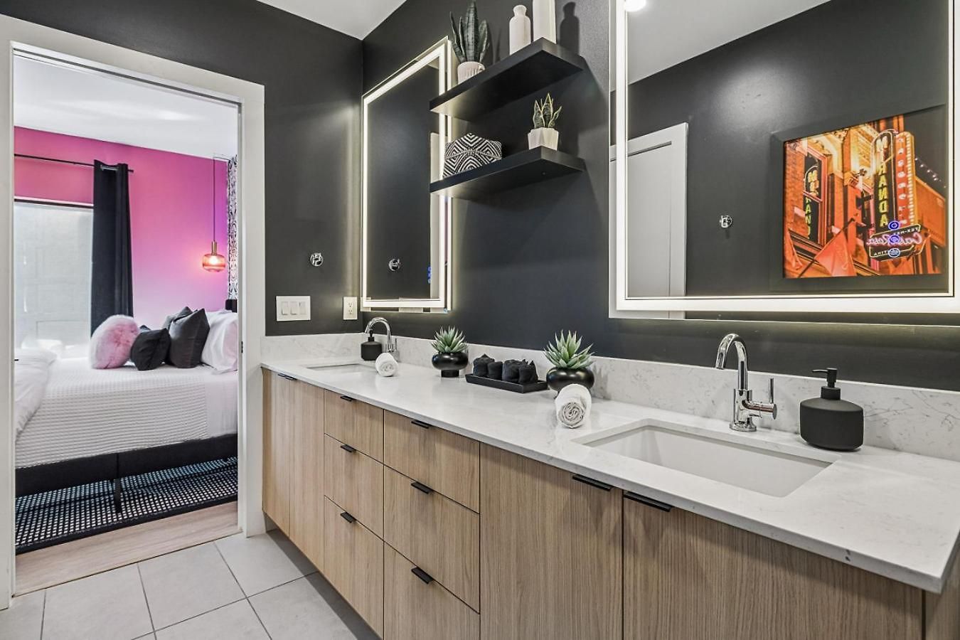 Walk To Broadway From The Hidden Gem With Pool Gym And Holiday home *